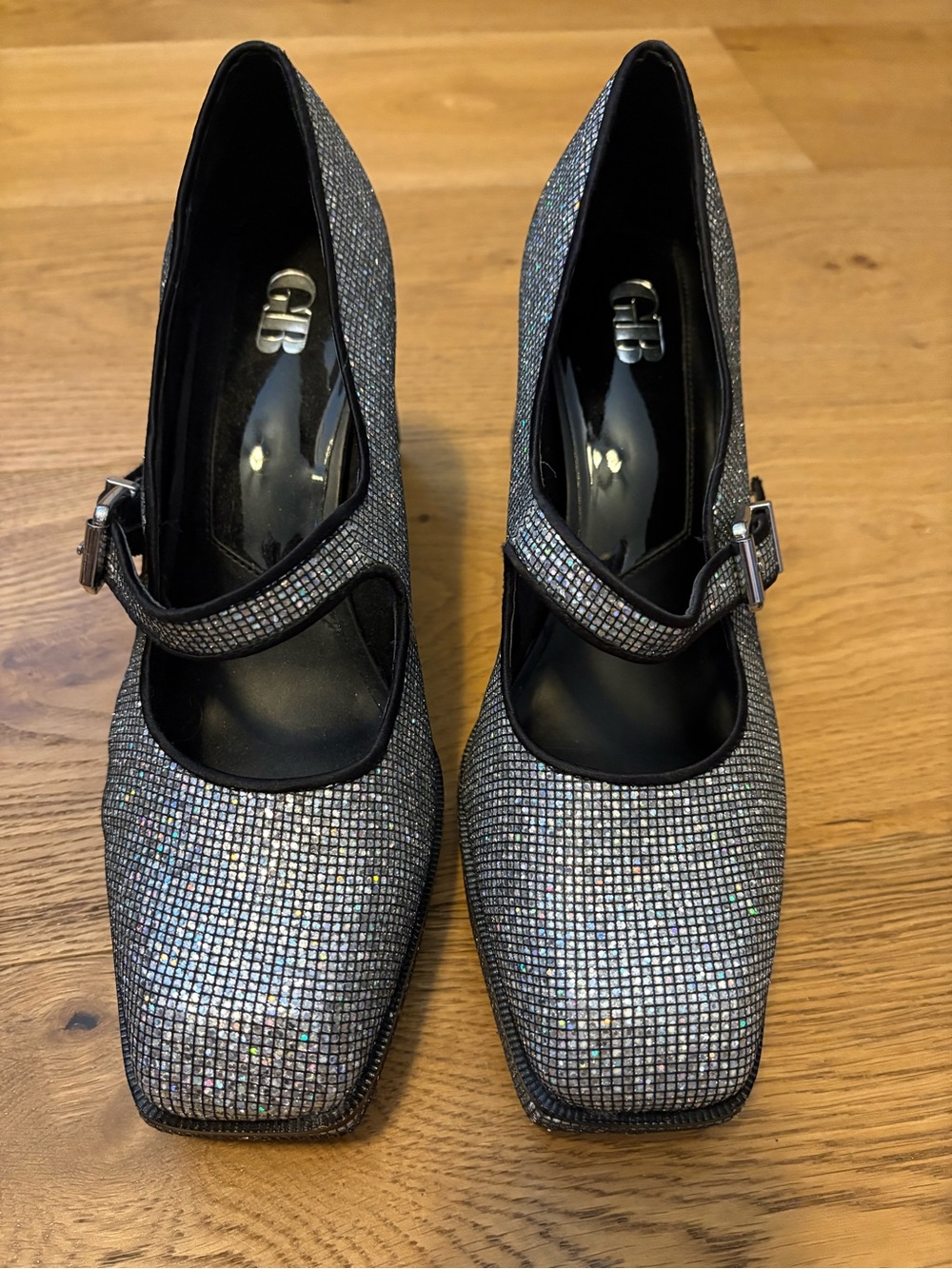Gianni Bini NWOB  Disco Metallic Rhinestone Mary Jane Platforms size 10M